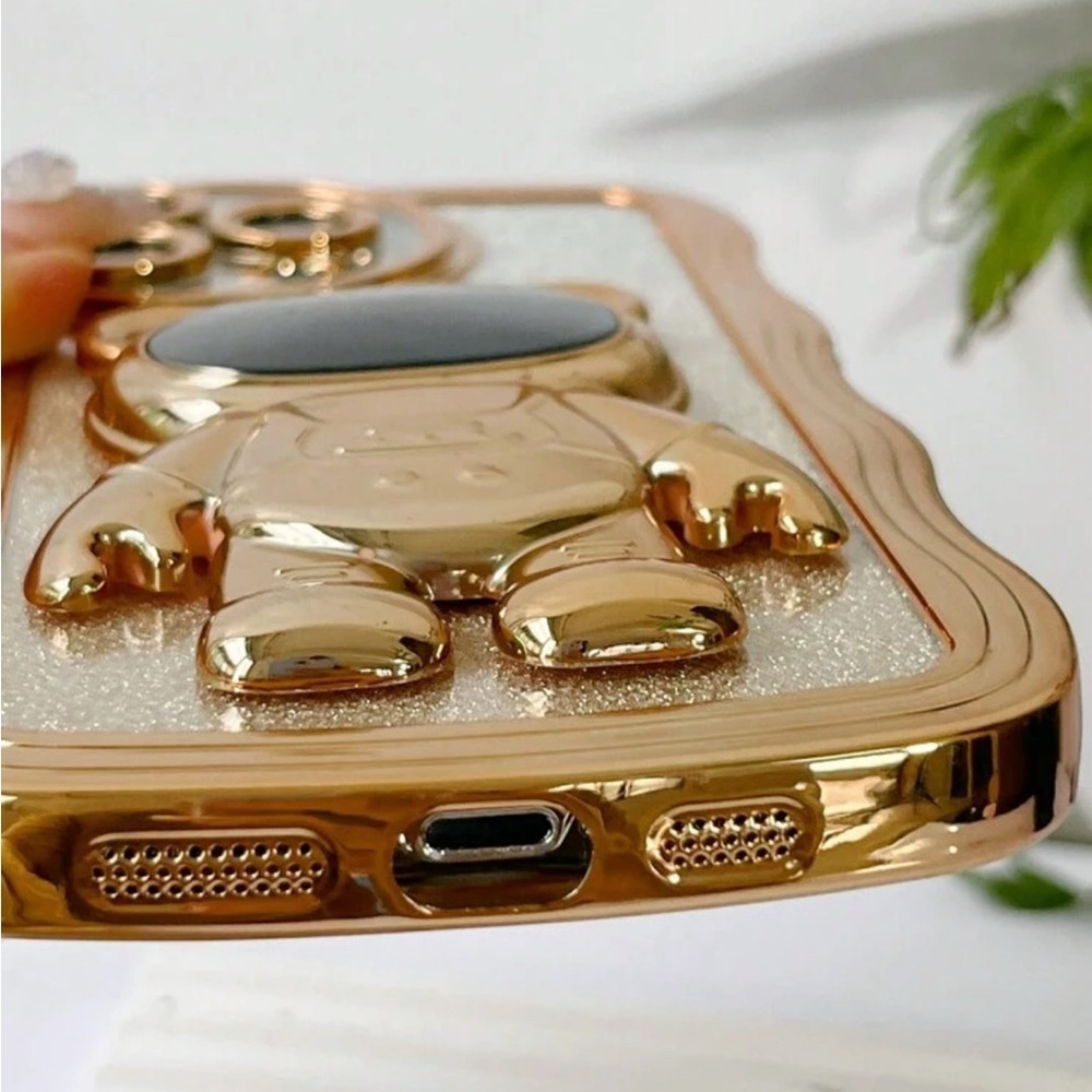 Gold Astronaut iPhone 16 Pro Case - Picture 3 of 5